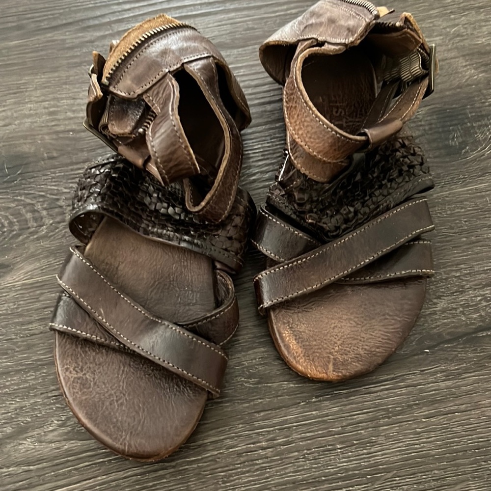 Summer sandals excellent condition